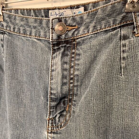 Women's Plus Size L. A. Blues Jeans - Picture 3 of 6